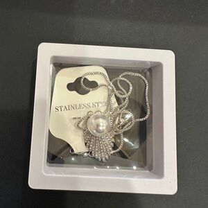 Elegant Silver Pearl Necklace